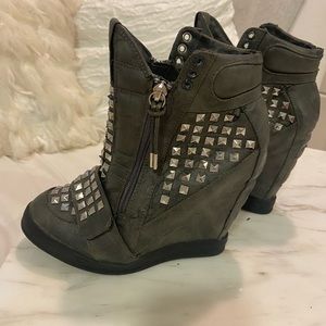 Studded gray wedge booties